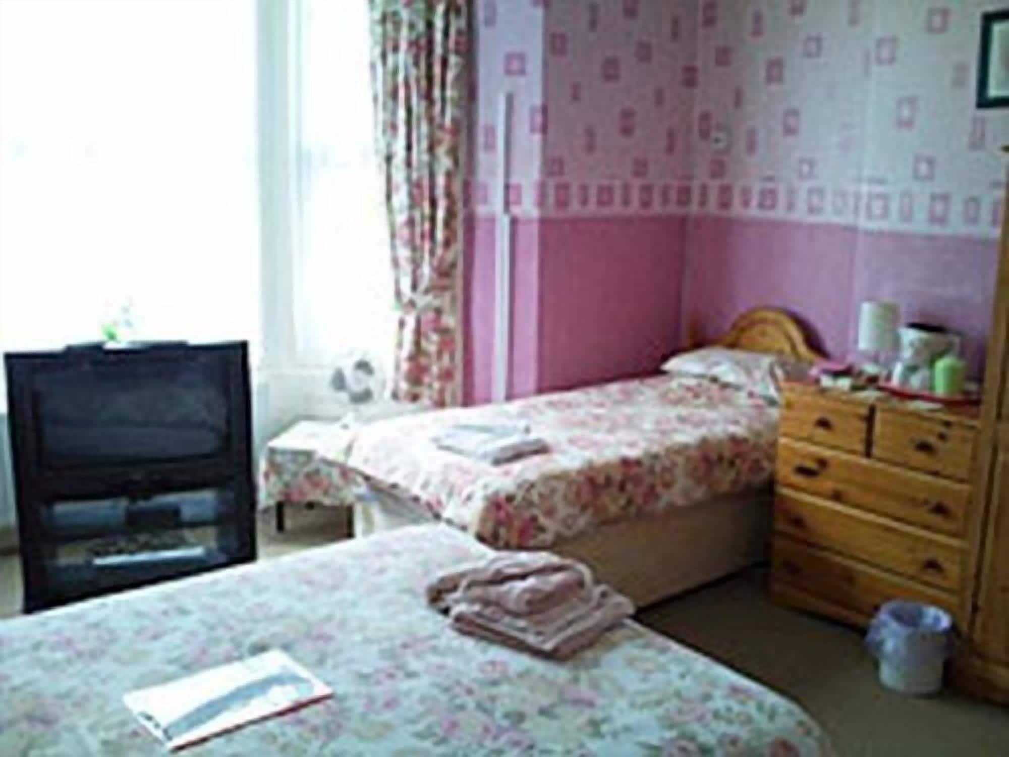The Shepperton Guest house Blackpool