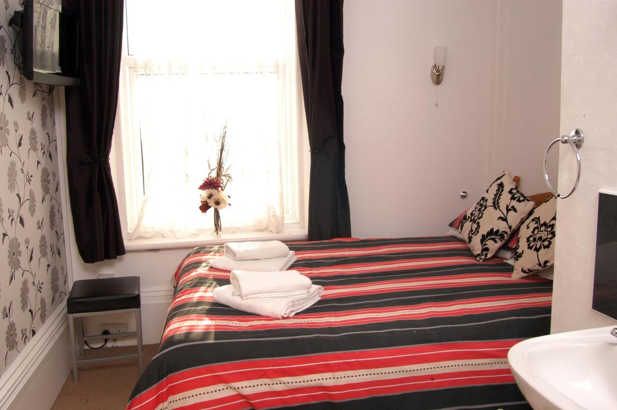 Guest house The Shepperton 3*