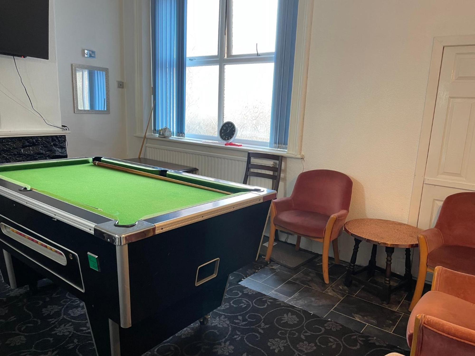 The Shepperton 3* Blackpool