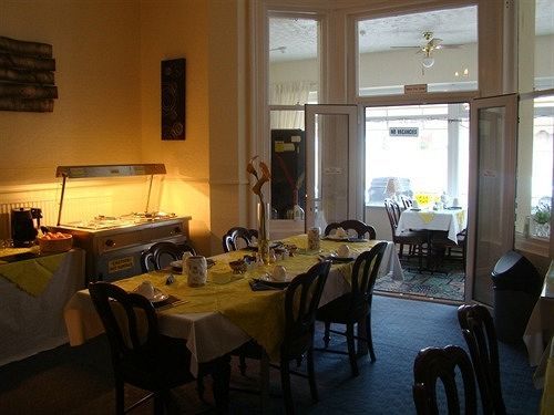 The Shepperton 3* Blackpool